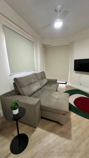 Amplo Apartamento no Cambuí III